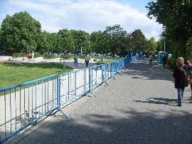 Ogrodzenia fontanny na Wiankach 