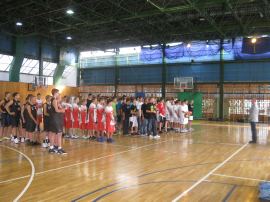 Rozpoczecie turnieju, przemawia dyrektor Gimnazjum nr. 92 na Ursynowie