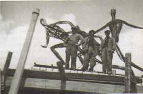 Stalowy szkielet konstrukcji „Sztafety