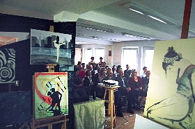 Widownia zebrana podczas koncertu Marty Studzińskiej oraz projekcji filmu 