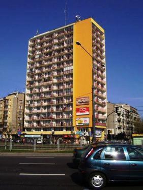 Budynek przy ul. Puławskiej 7/9. Fot. fotoadres.pl