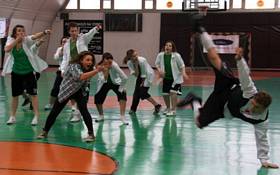 Tańce w trakcie EBYL