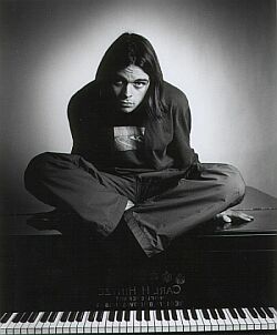 Sławomir Jaskułke (Internet + własne zaangażowanie)