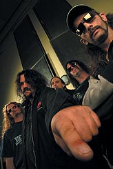 Exodus (Internet + własne zaangażowanie)