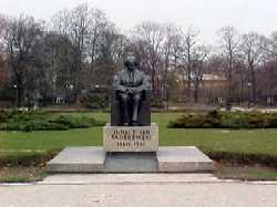 Pomnik Paderewskiego w Parku Ujazdowskim (fot. własna)