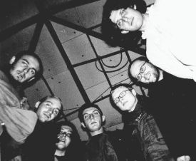 Podczas koncertu w Muzeum Powstania Warszawskiego wraz z Lao Che śpiewało 4 tysiące ludzi (Rzeczpospolita)