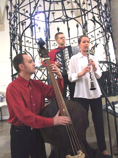 Di Galitzyaner Klezmorim - foto via www.klezmorim.net